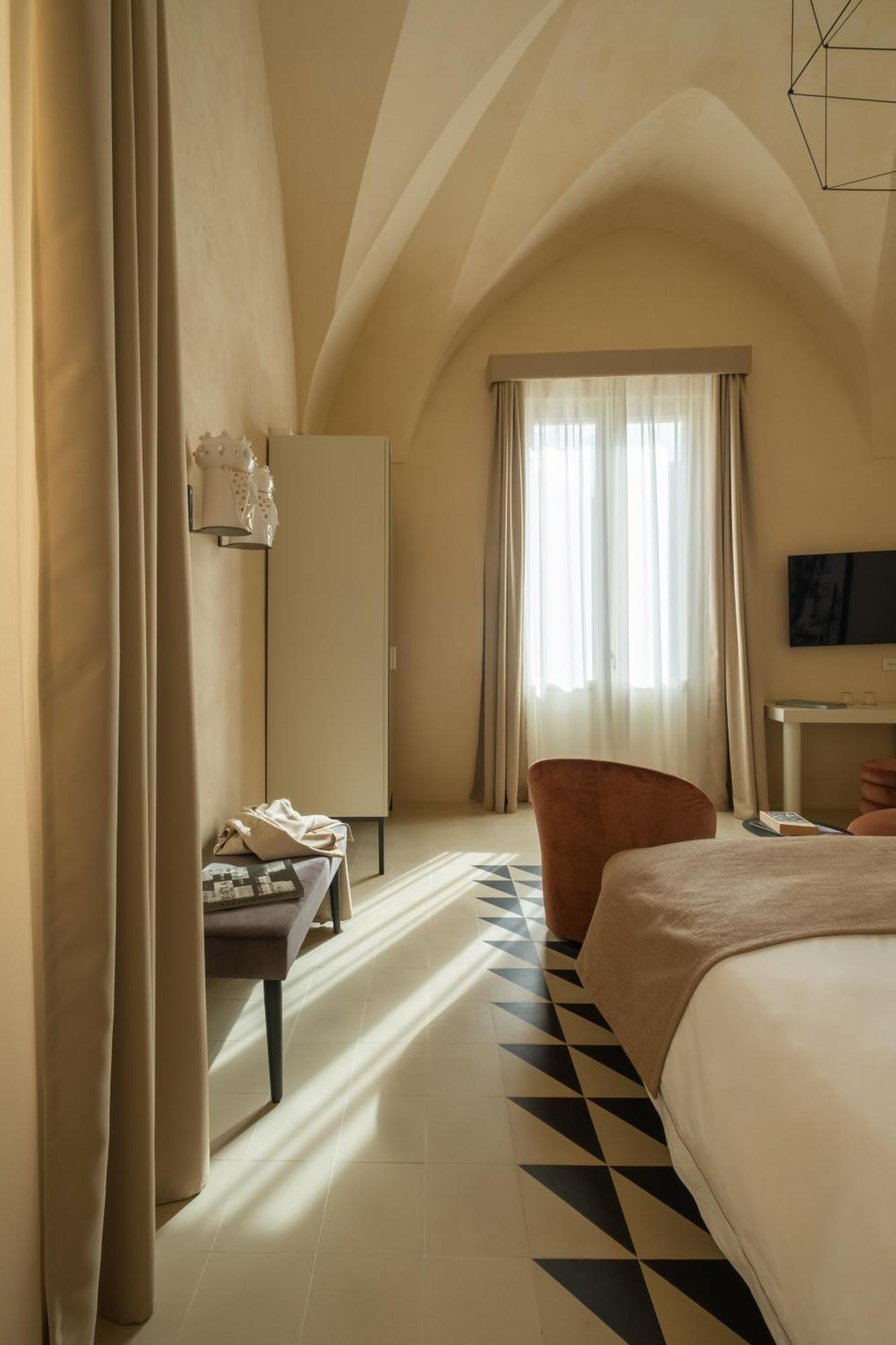 Palazzo Paisiello - Luxury Rooms Lecce Exterior foto
